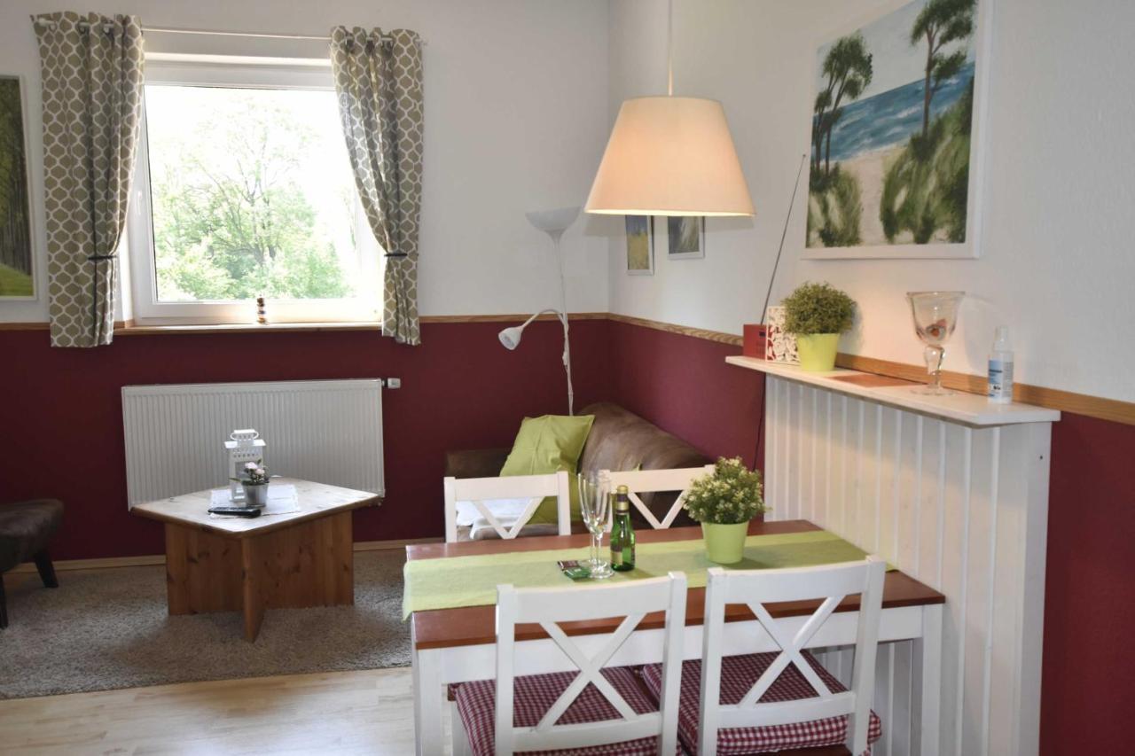 Ferienwohnung OG im roten Haus am Ostsee Radweg OVS 103 Blowatz Exterior foto